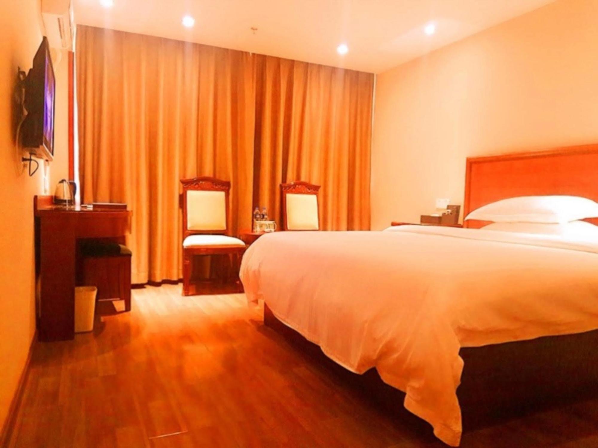Greentree Inn Guangdong Shenzhen Henggang Wenti Square Xianle Road Shell Hotel Eksteriør billede